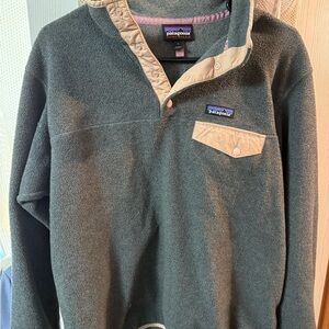 Patagonia Synchilla Gray and Pink Pullover